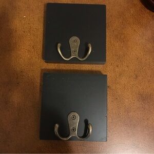 ▪️Wall Hooks Set of 2